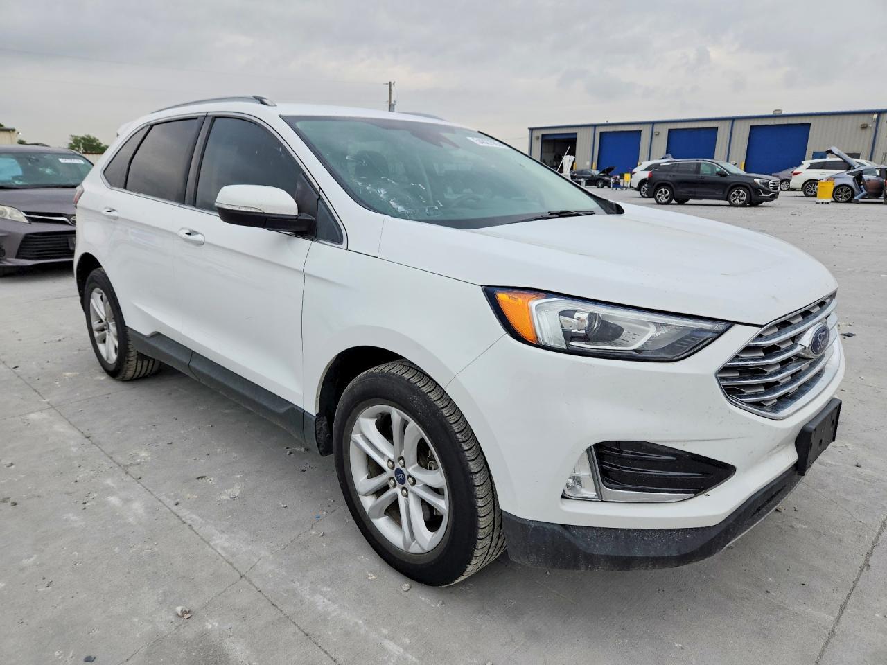 2020 Ford Edge Sel - Фото 4