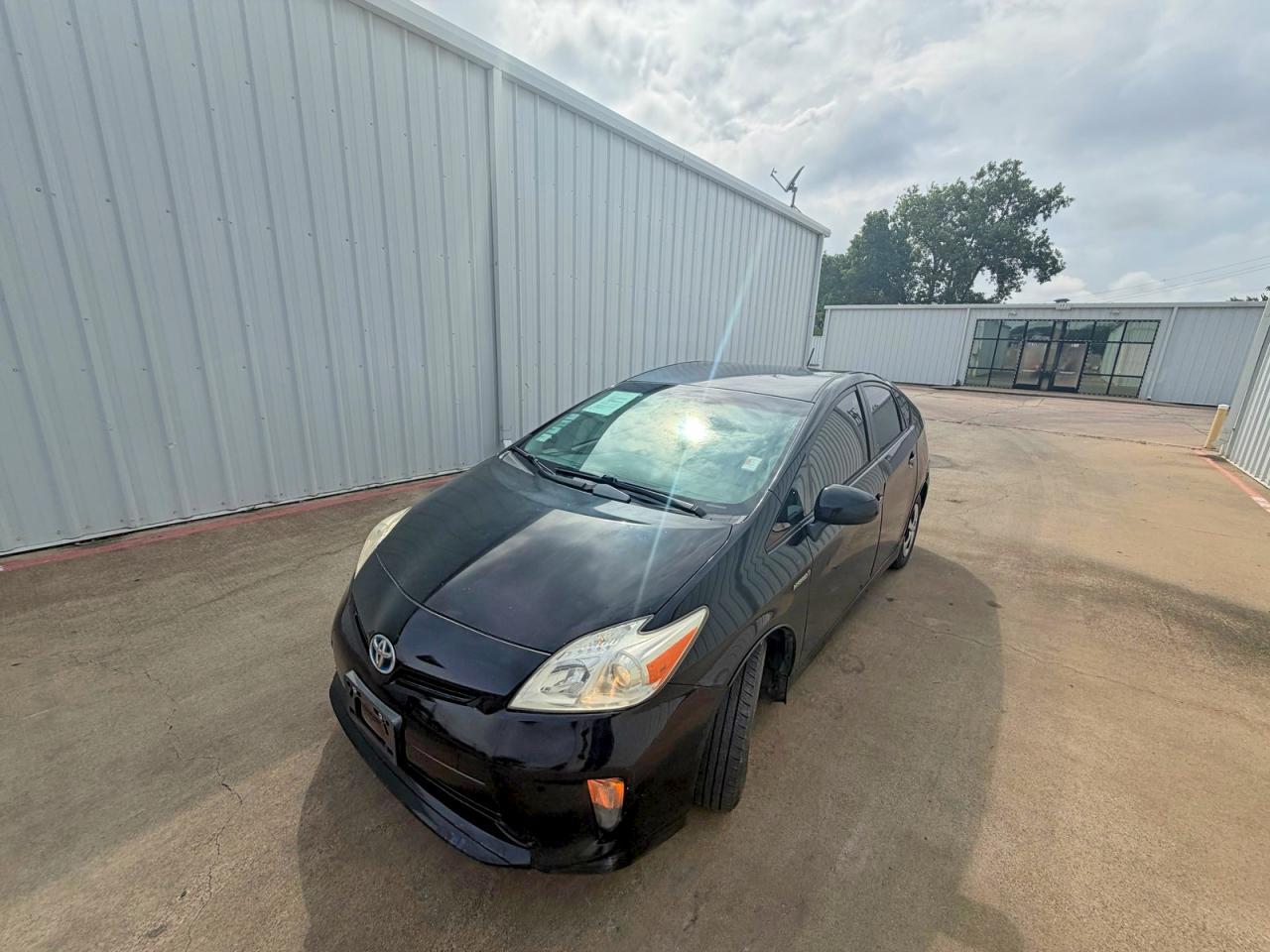 2012 Toyota Prius Three - Фото 2