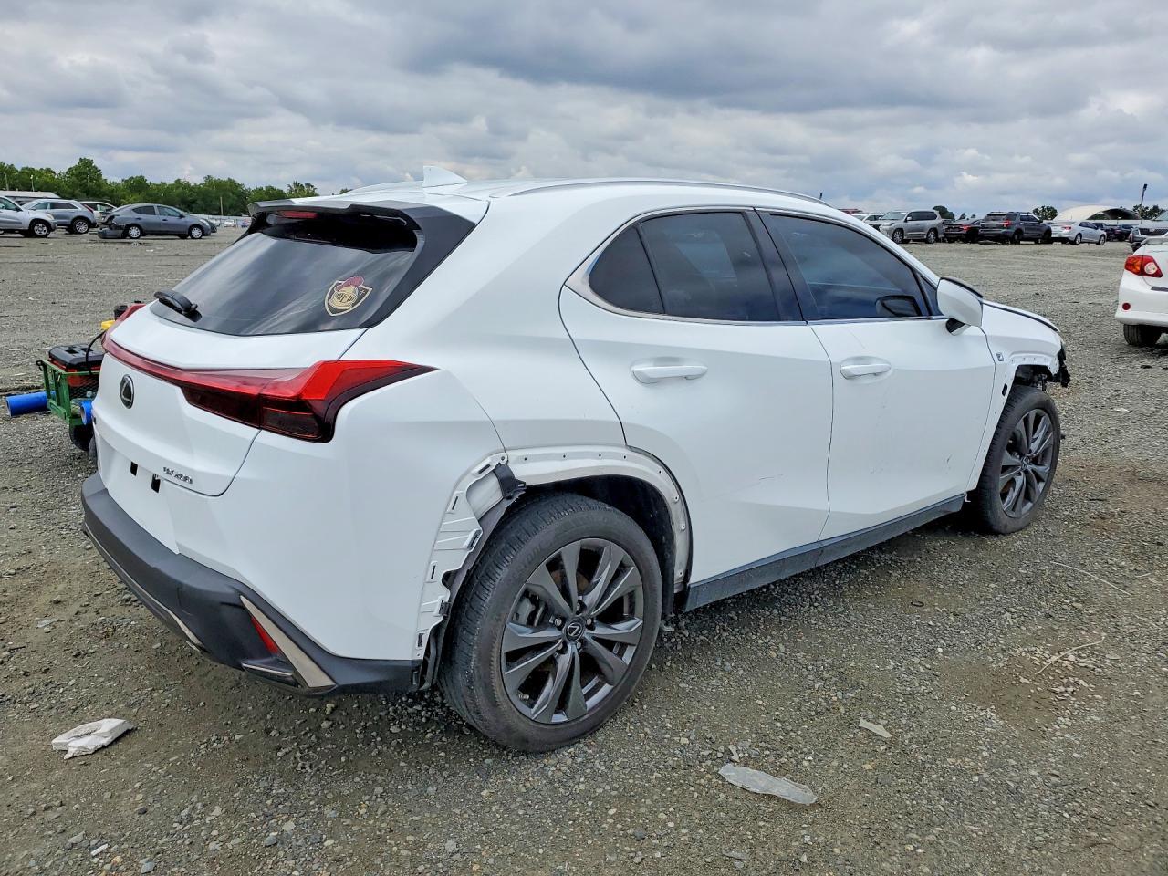 2019 Lexus Ux 200 F Sport - Фото 3