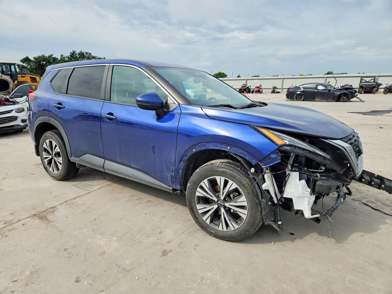 2022 Nissan Rogue Sv - Фото 4