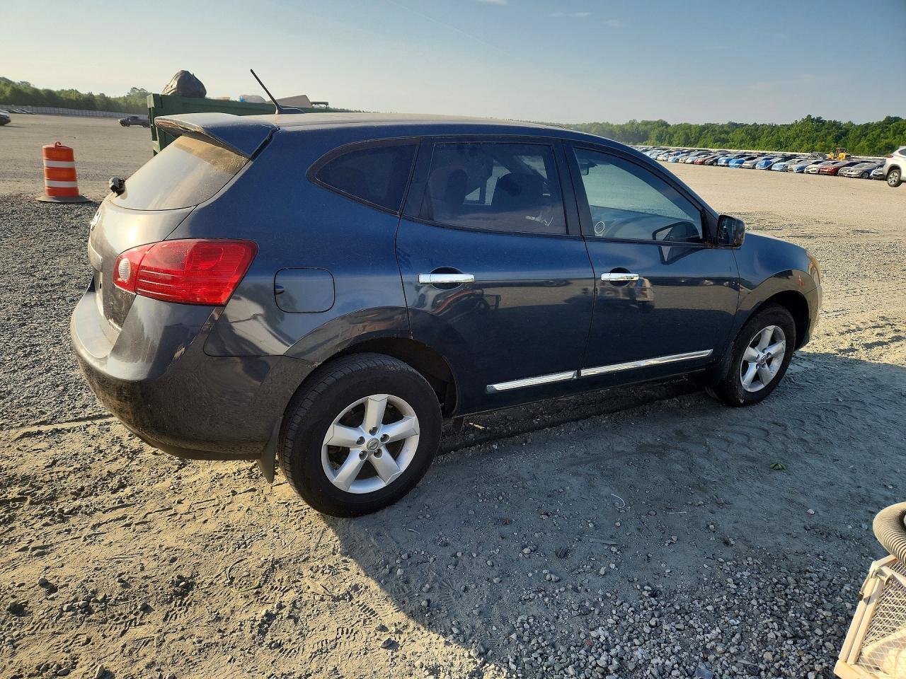 2013 Nissan Rogue S - Image 3