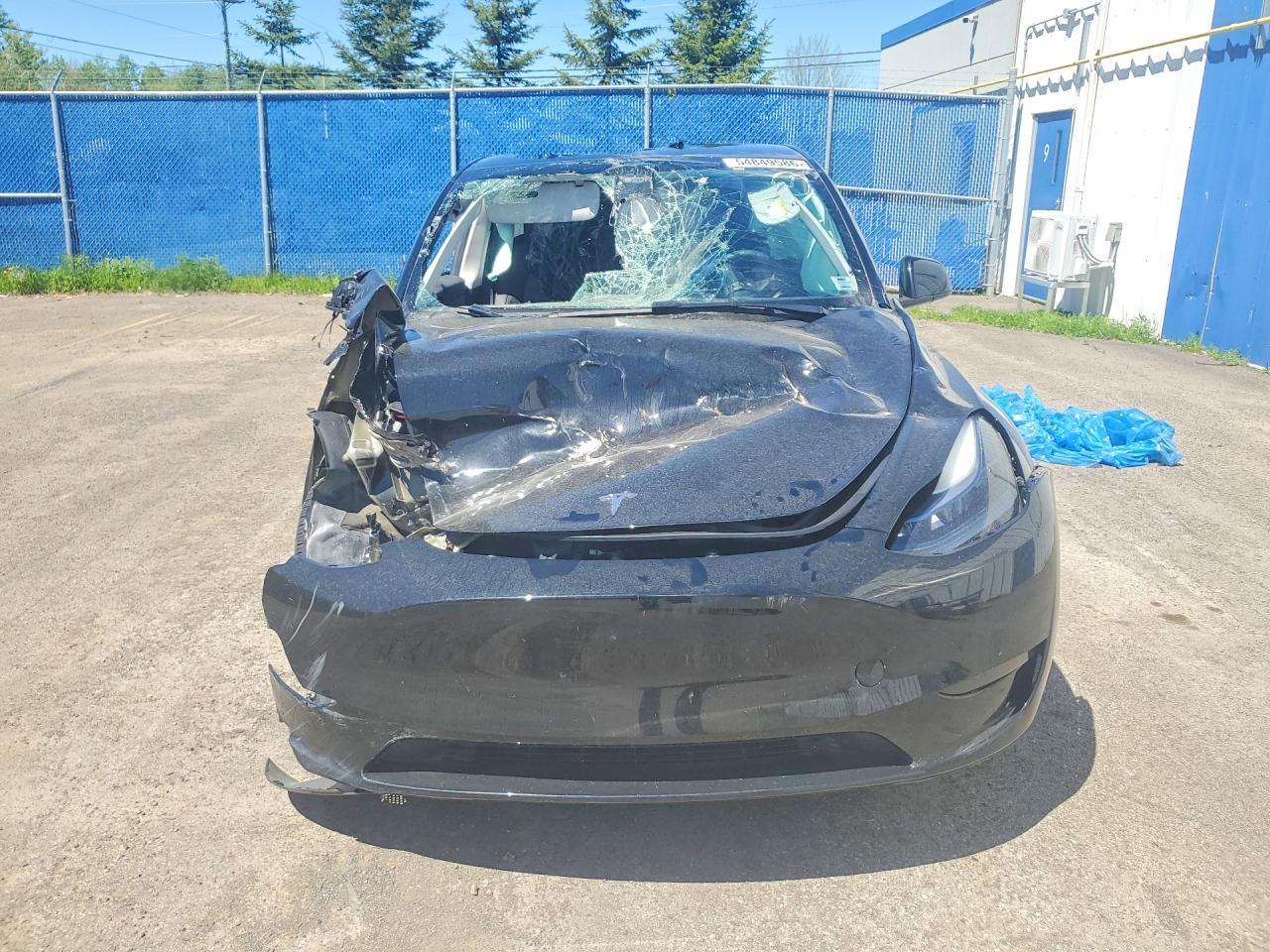 2024 Tesla Model Y - Фото 5