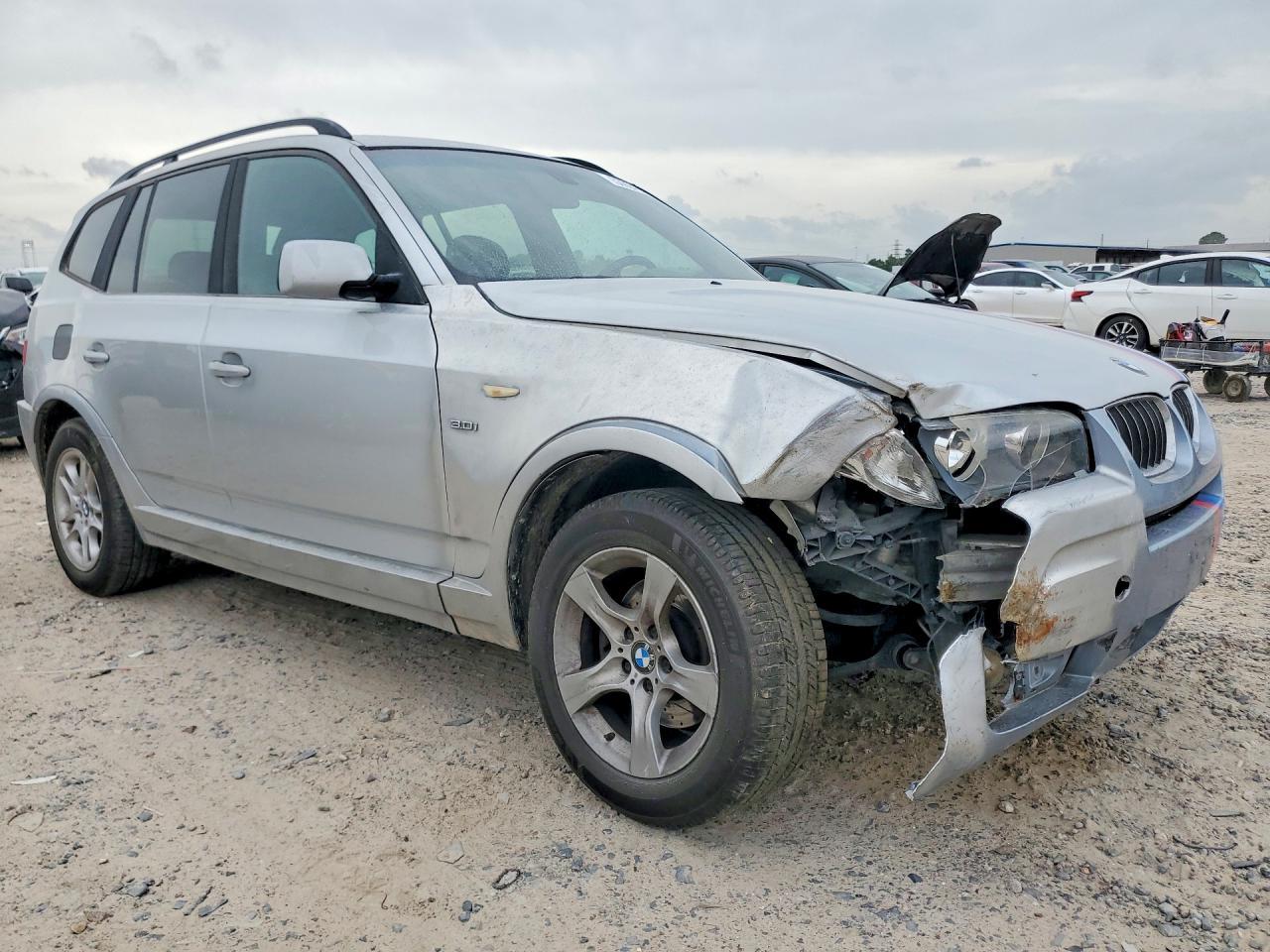 2004 BMW X3 2.5I - Фото 4