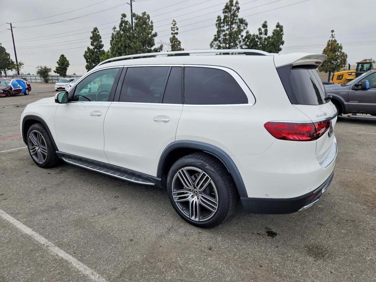 2024 Mercedes-Benz Gls 450 4Matic - Image 2