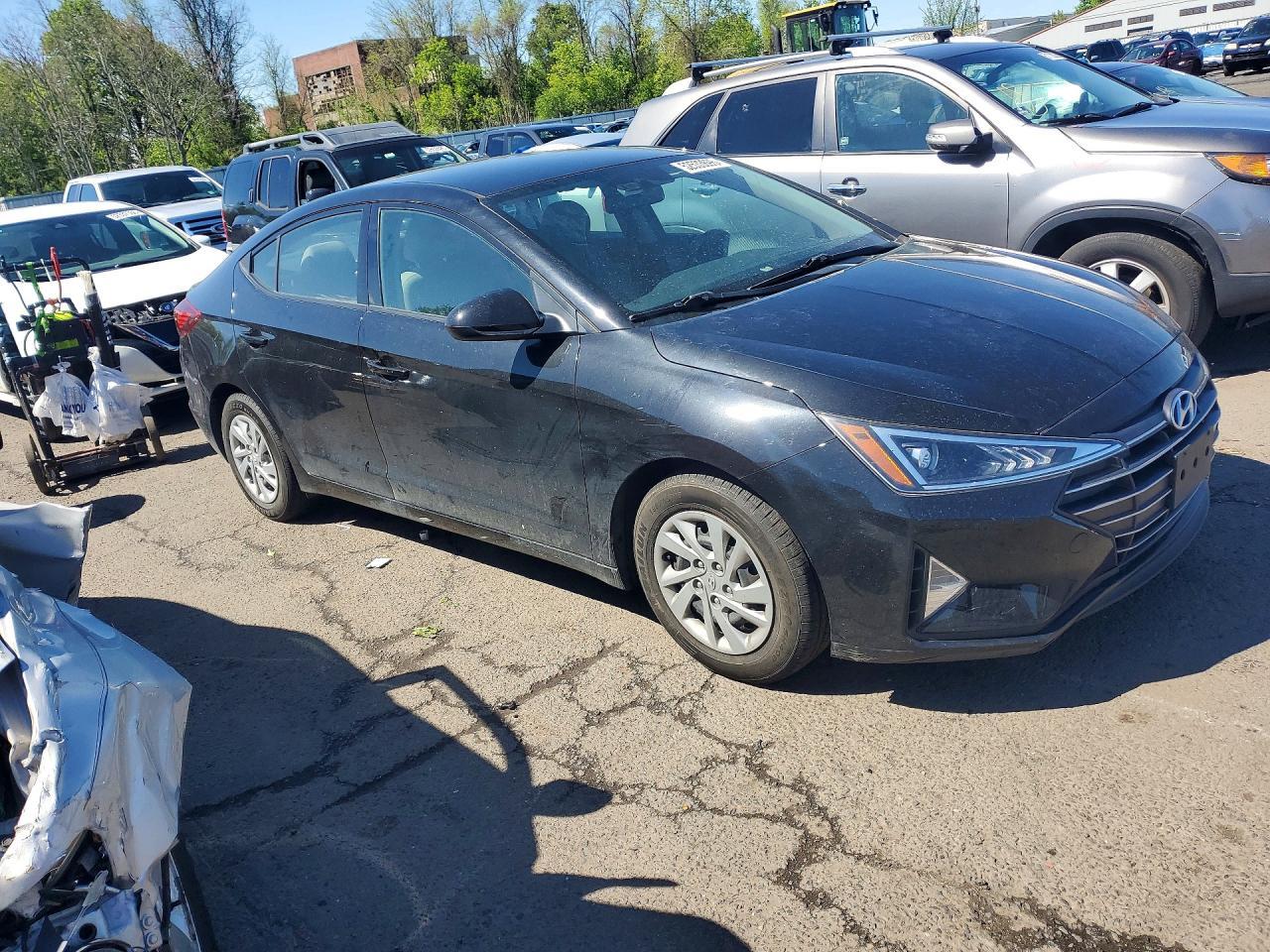 2019 Hyundai Elantra Se - Image 4