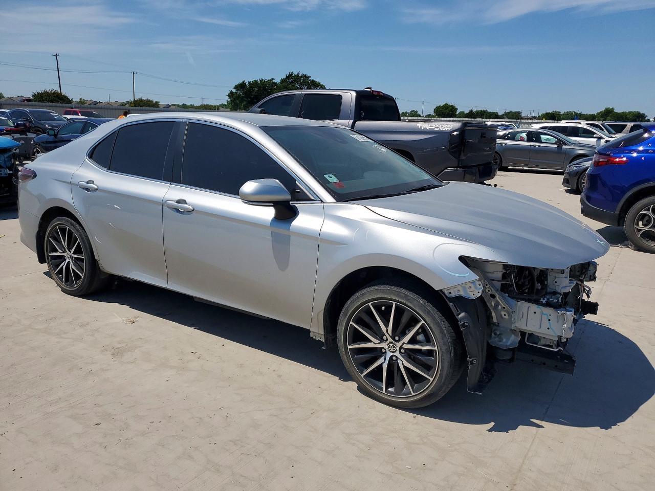 2024 Toyota Camry Se - Фото 4