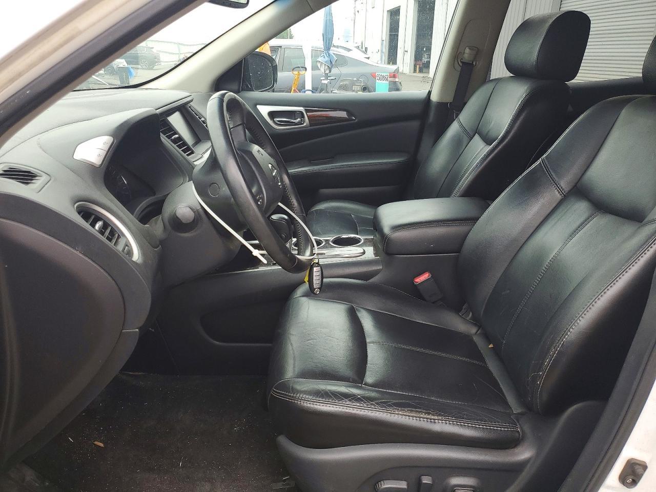 2013 Nissan Pathfinder S - Image 7