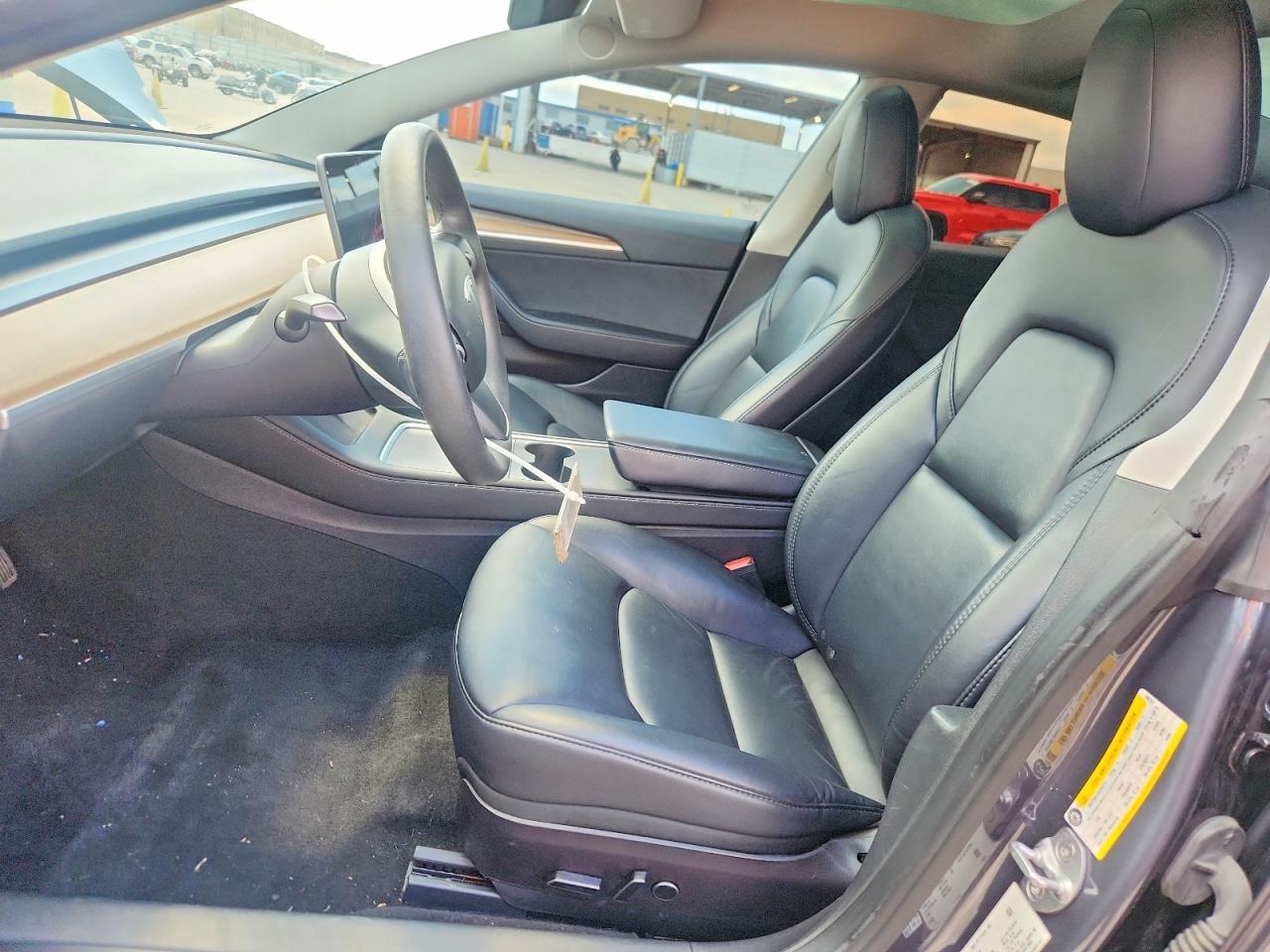2023 Tesla Model 3 - Фото 7