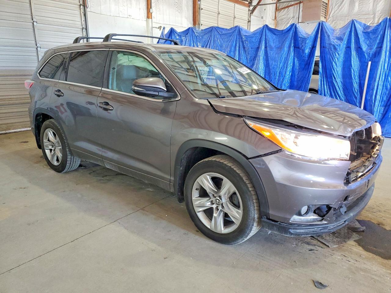 2016 Toyota Highlander Limited - Image 4
