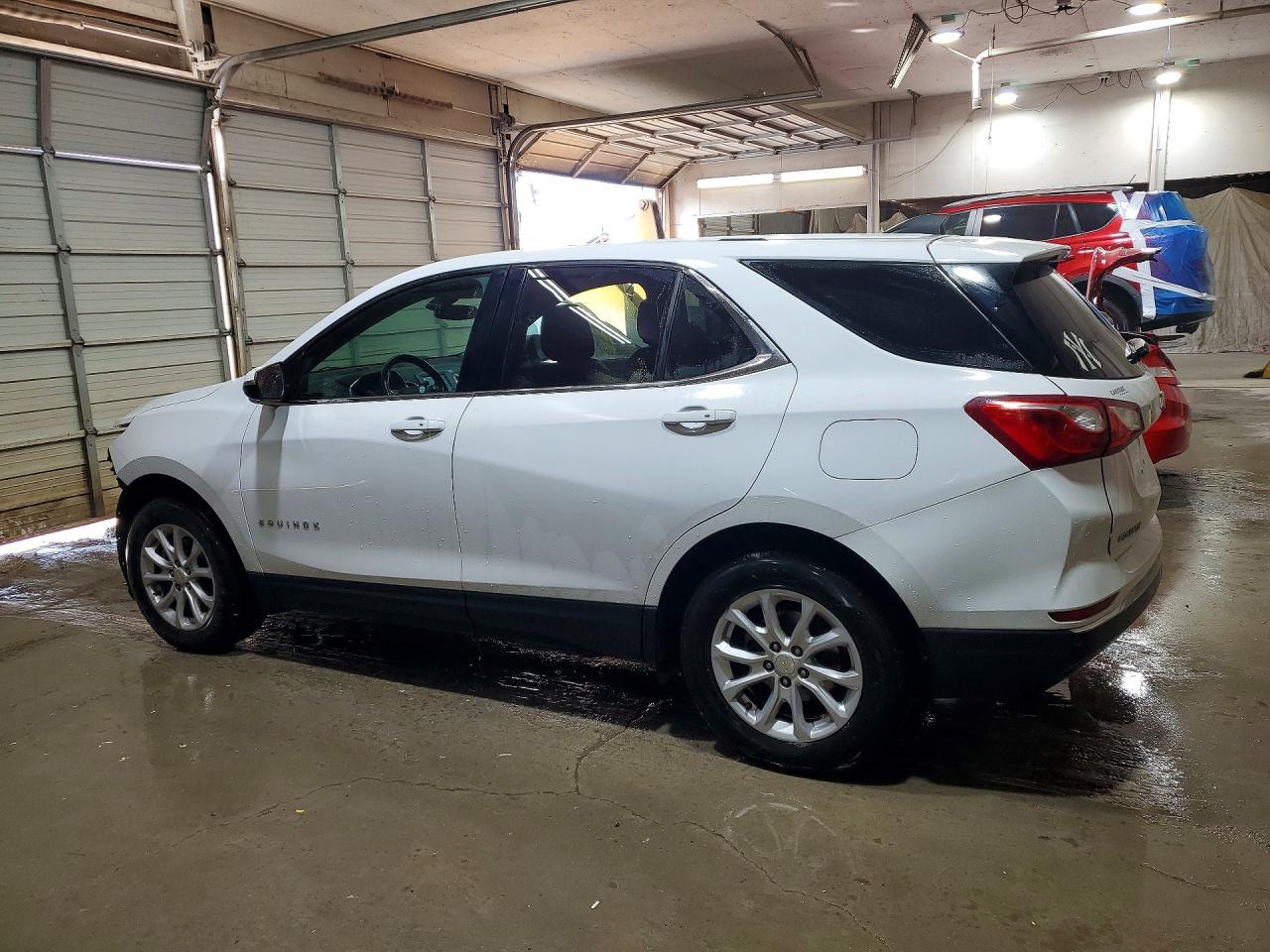 2018 Chevrolet Equinox Lt - Фото 2