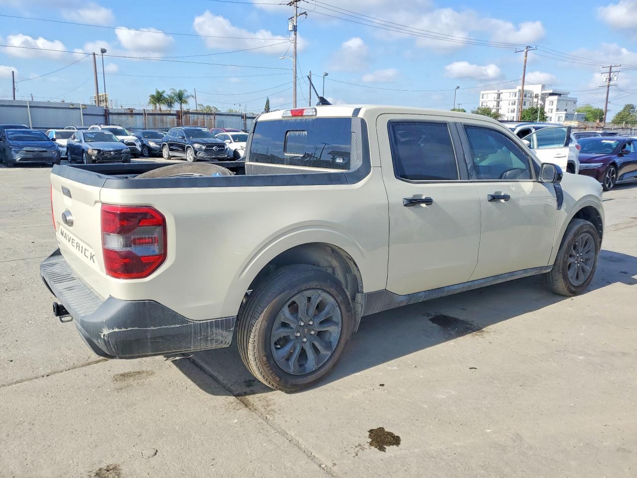2024 Ford Maverick Lariat - Image 3