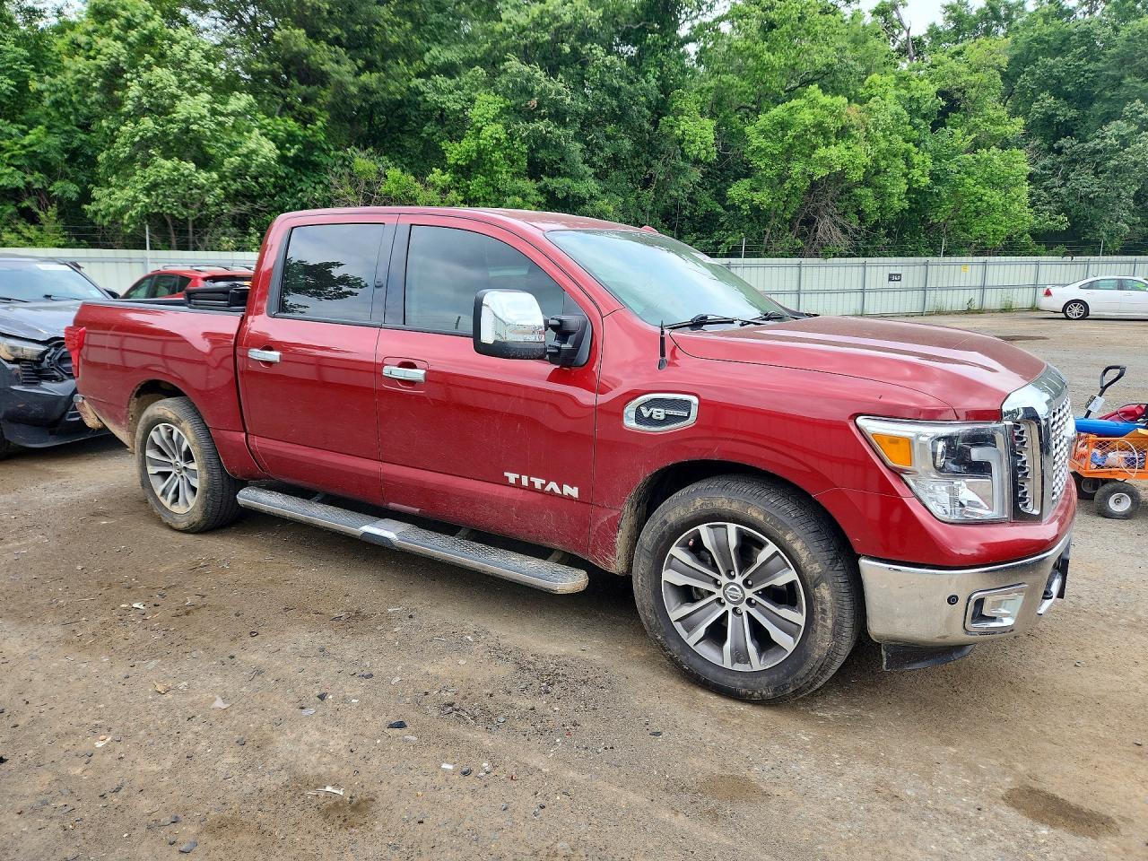 2017 Nissan Titan Sl - Image 4