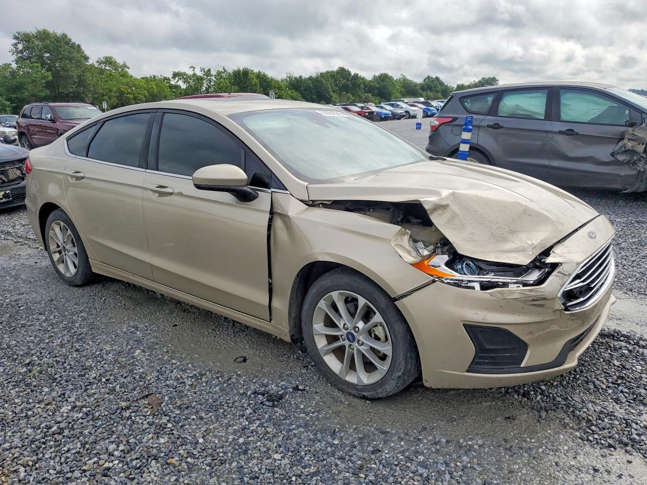 2019 Ford Fusion Se - Фото 4