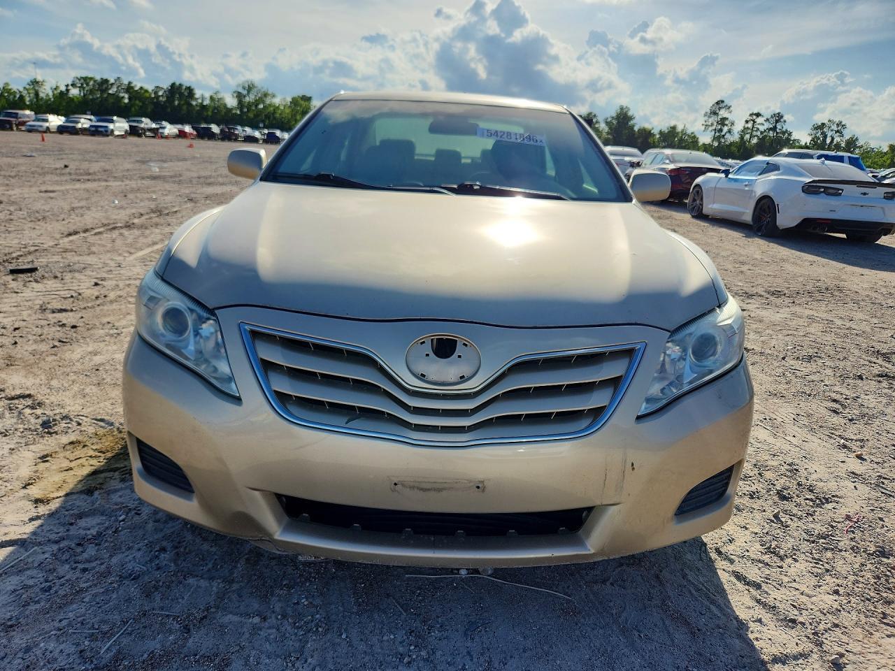 2011 Toyota Camry Le - Фото 5