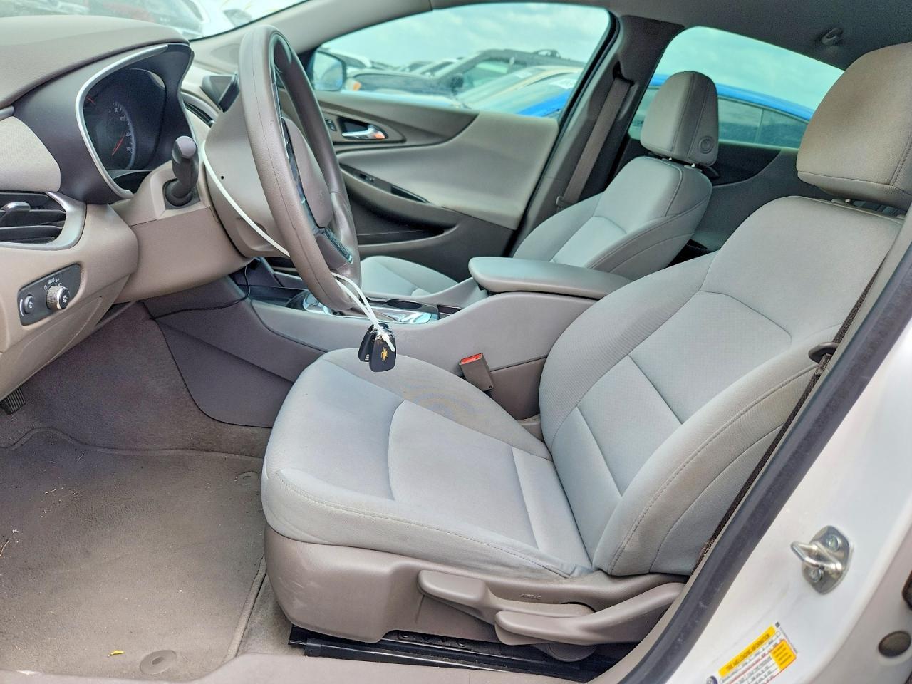2020 Chevrolet Malibu Ls - Фото 7