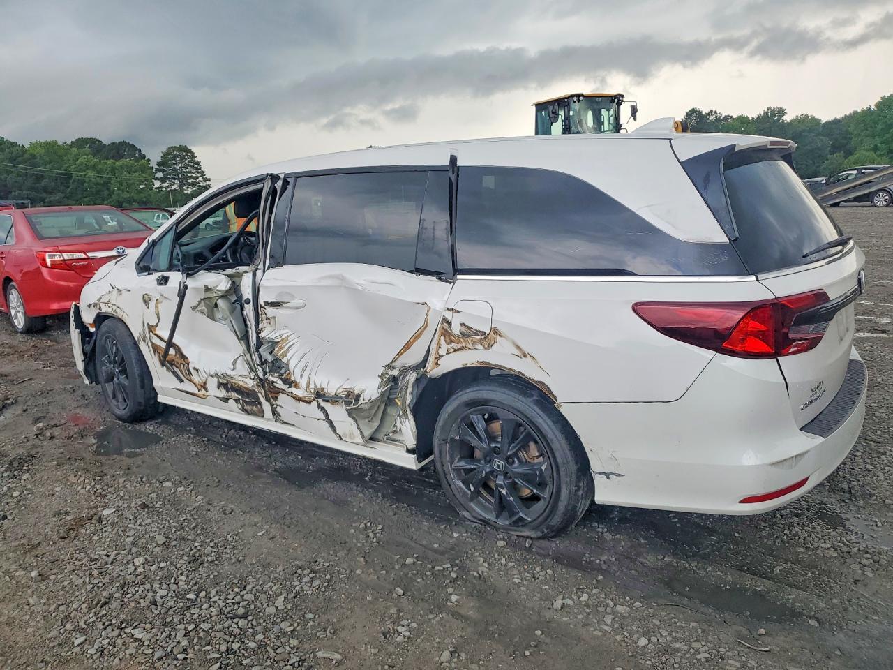 2024 Honda Odyssey Sport - Фото 2