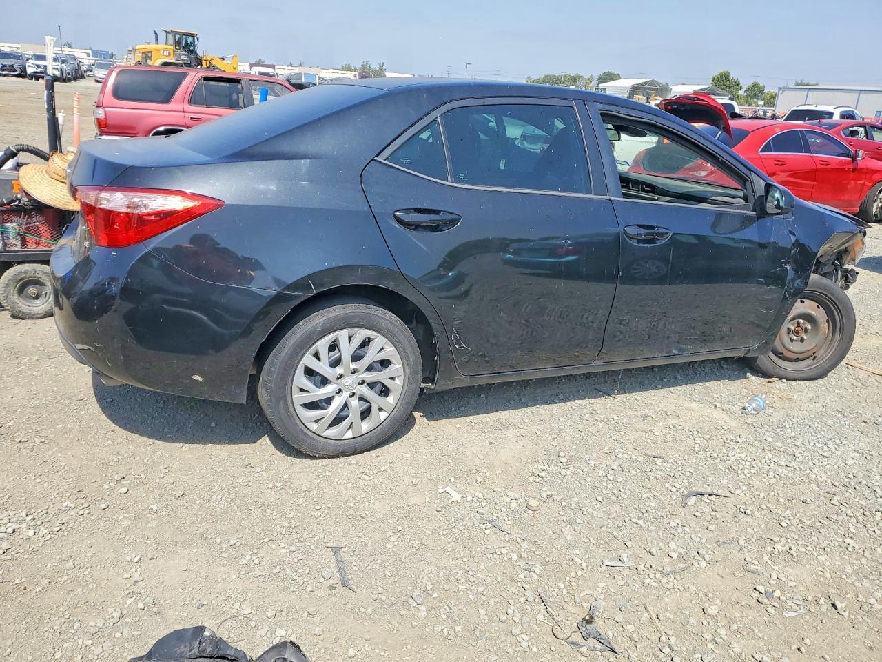 2018 Toyota Corolla Le - Фото 3