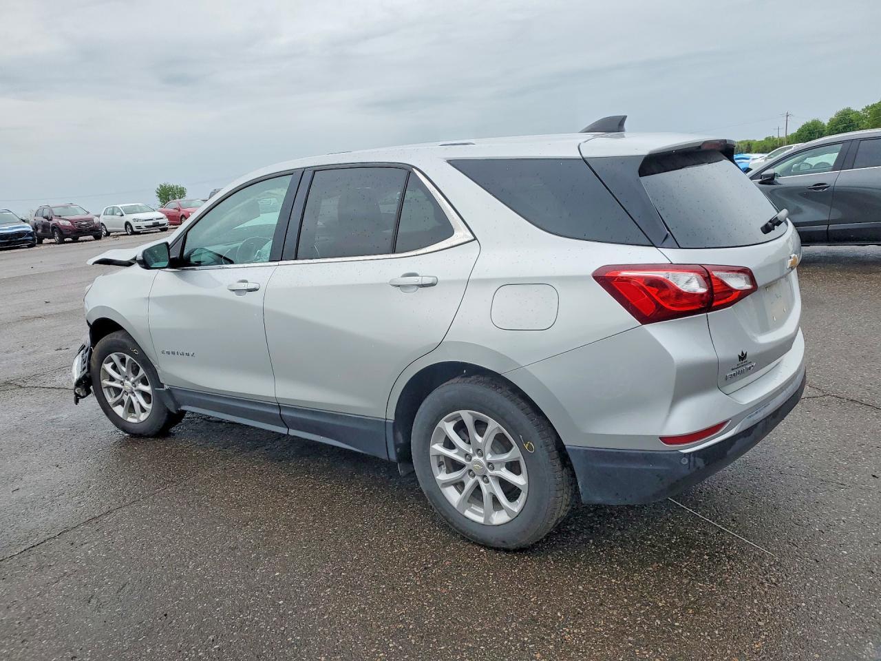 2018 Chevrolet Equinox Lt - Image 2