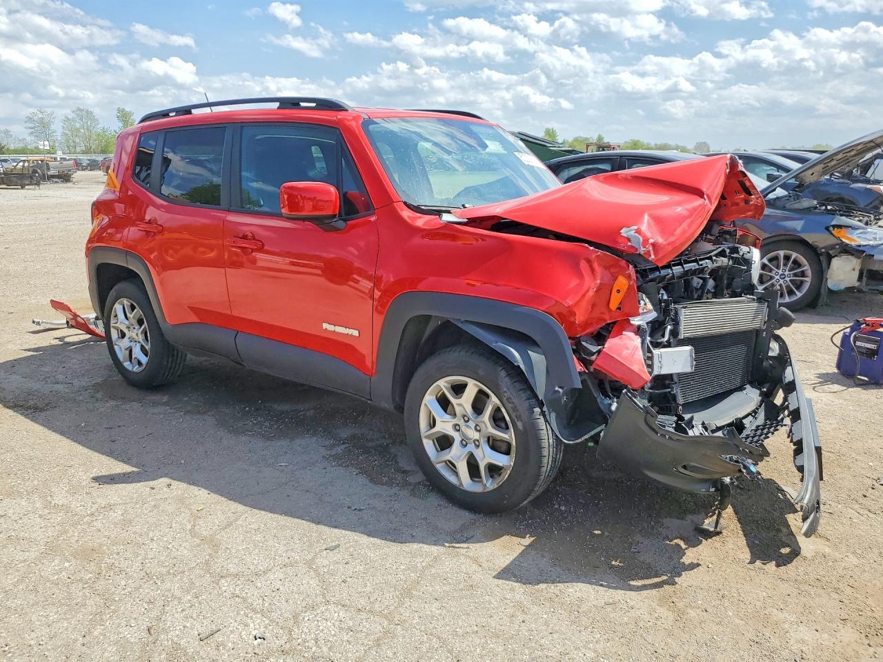 2016 Jeep Renegade Latitude - Image 4