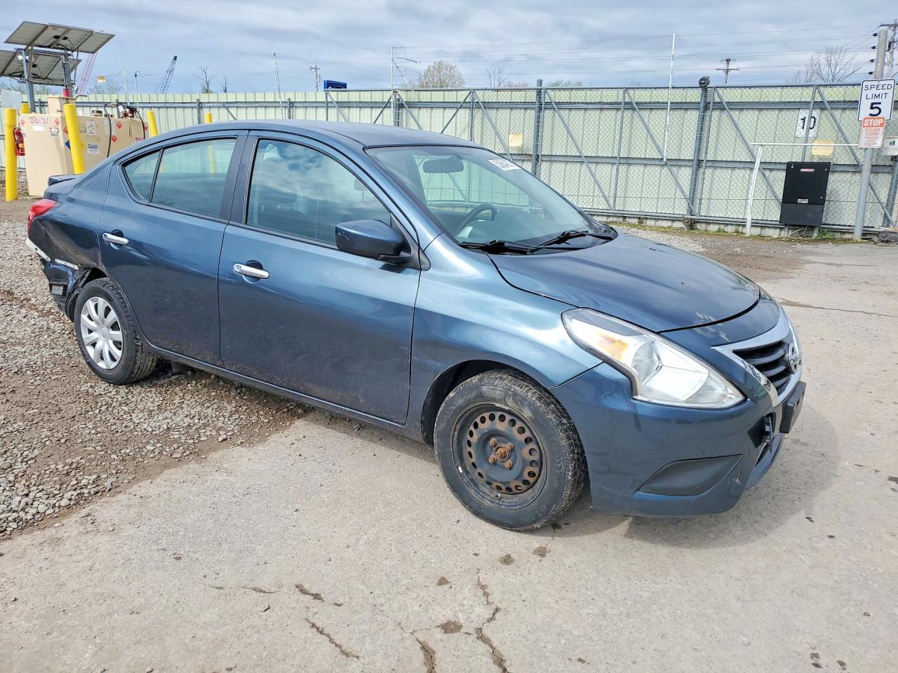 2016 Nissan Versa 1.6 Sv - Image 4
