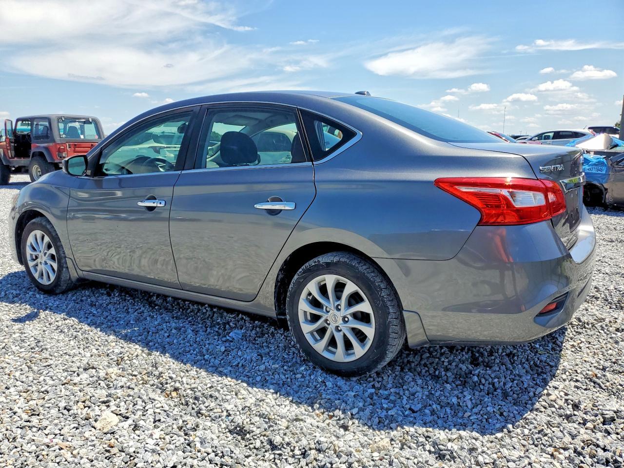 2019 Nissan Sentra Sv - Фото 2