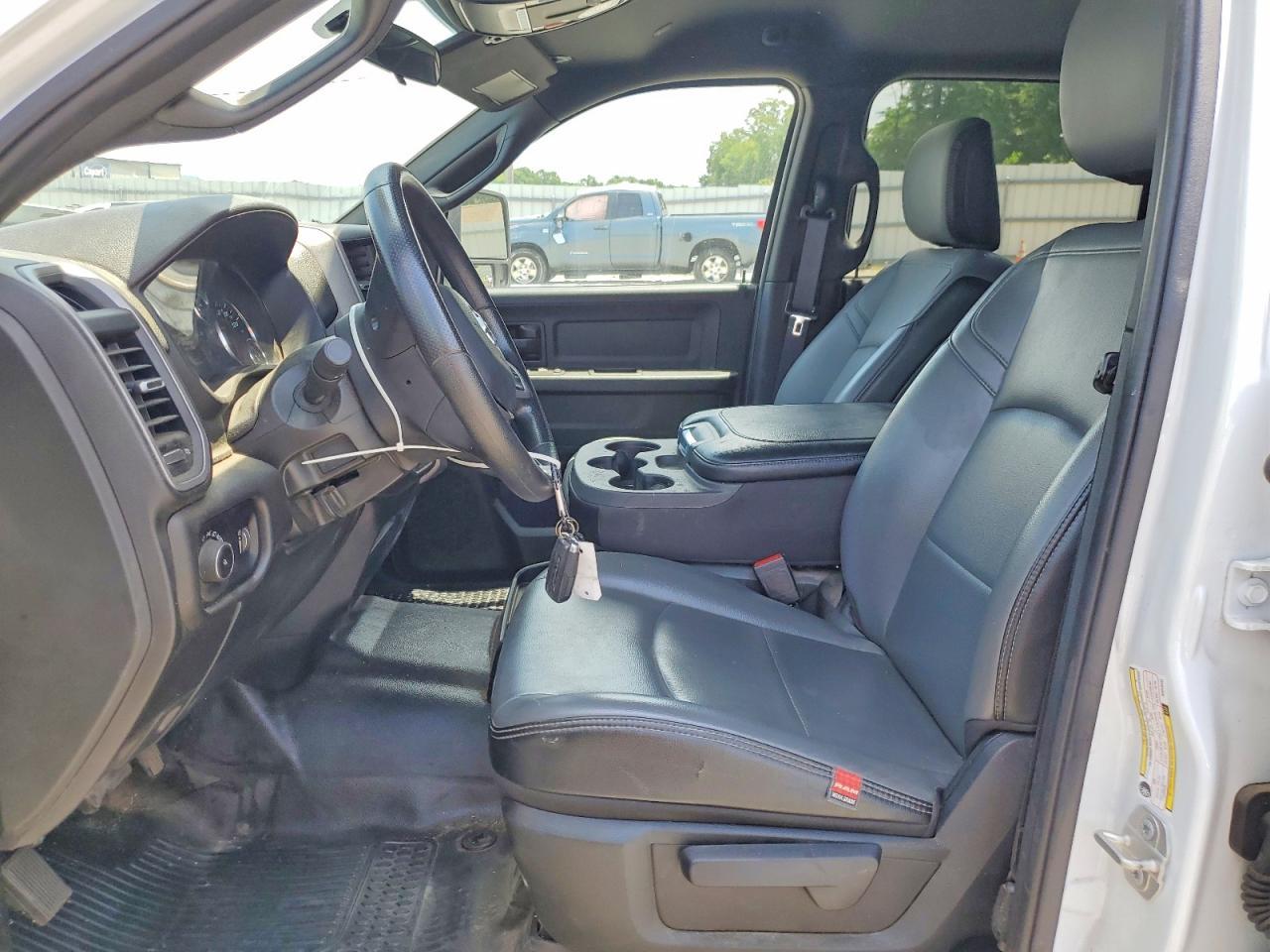 2024 Ram 2500 Tradesman - Фото 7