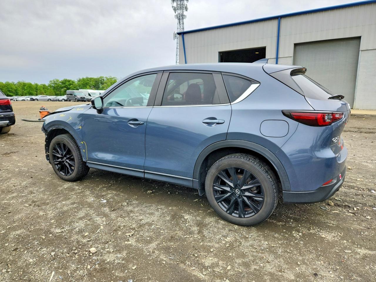 2023 Mazda Cx-5 Preferred - Image 2