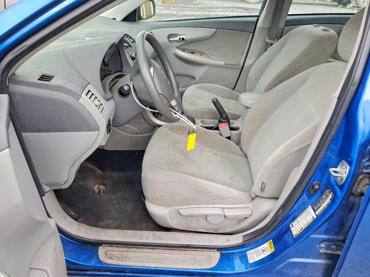 2010 Toyota Corolla Le - Фото 7
