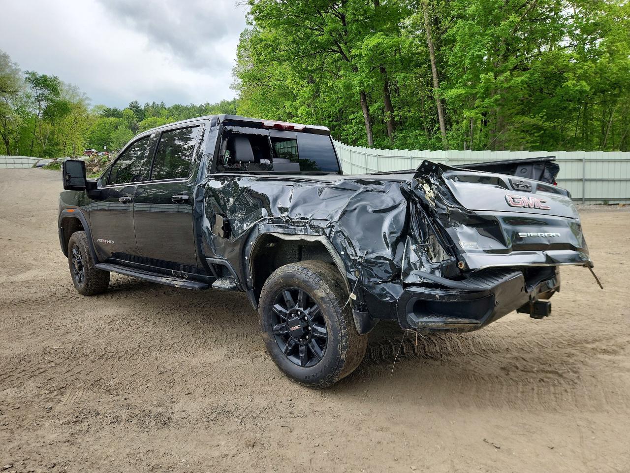 2025 GMC Sierra K2500 At4 - Image 2