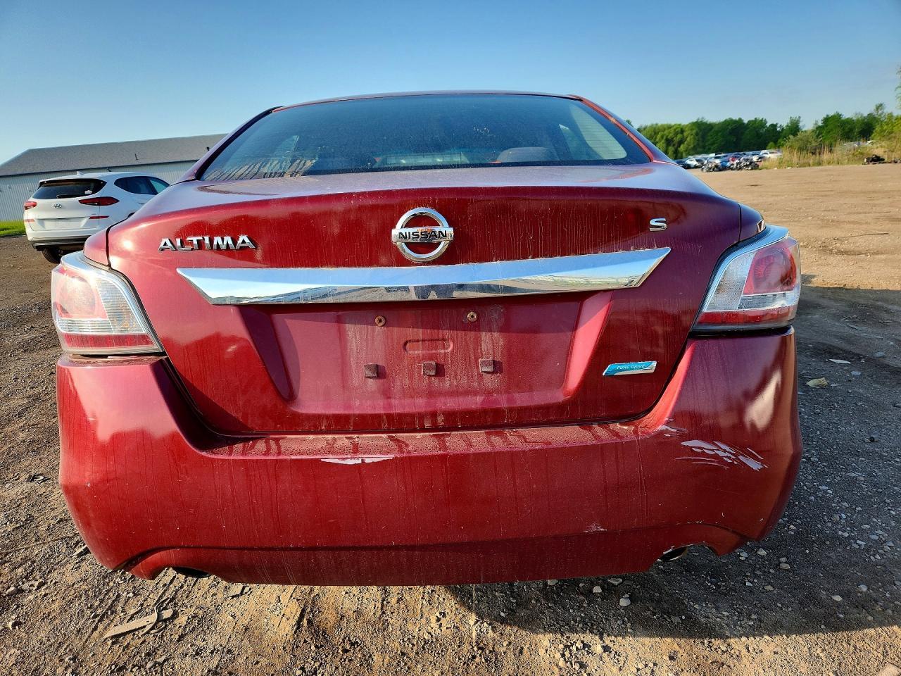 2015 Nissan Altima - Фото 6