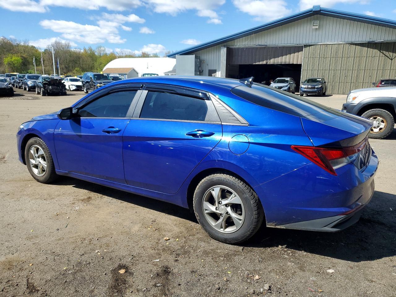 2021 Hyundai Elantra Se - Фото 2