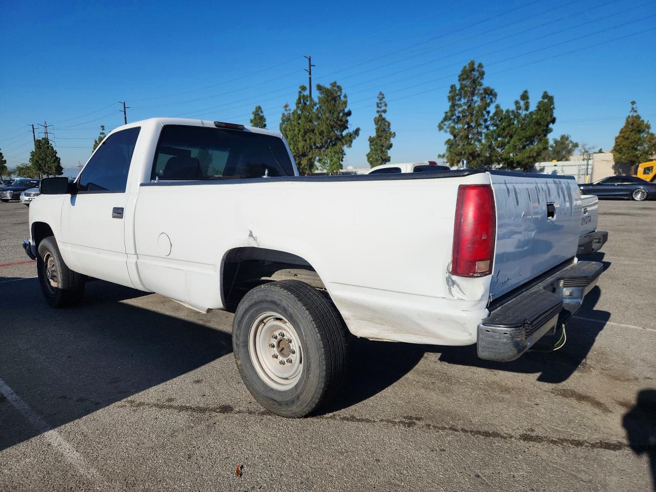 2000 Chevrolet Gmt-400 C2500 - Фото 2