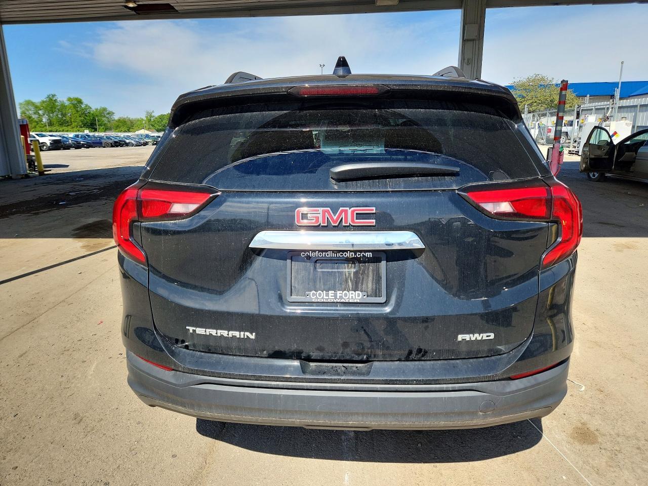 2018 GMC Terrain Sle - Image 6