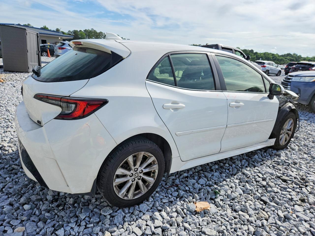 2023 Toyota Corolla Hatchback Se - Фото 3