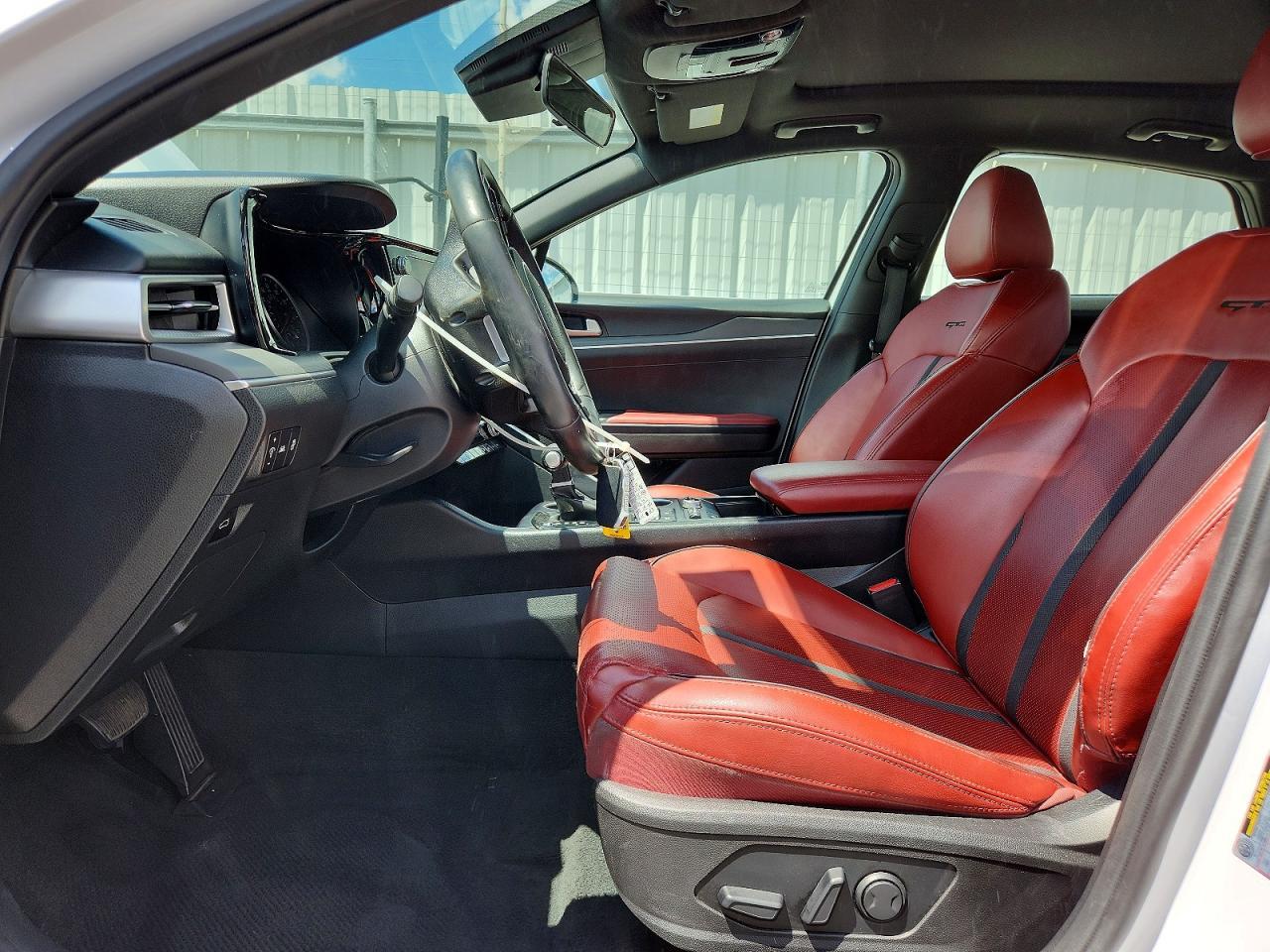 2022 Kia K5 Gt Line - Фото 7