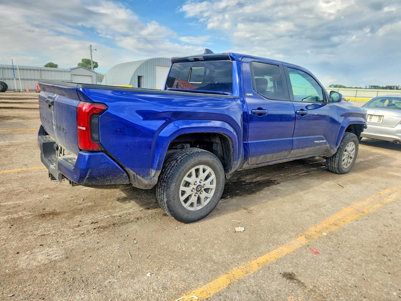 2025 Toyota Tacoma Sr5 - Image 3