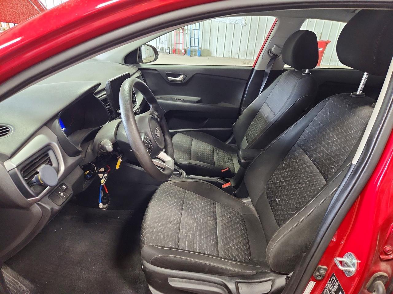 2021 Kia Rio S - Фото 7