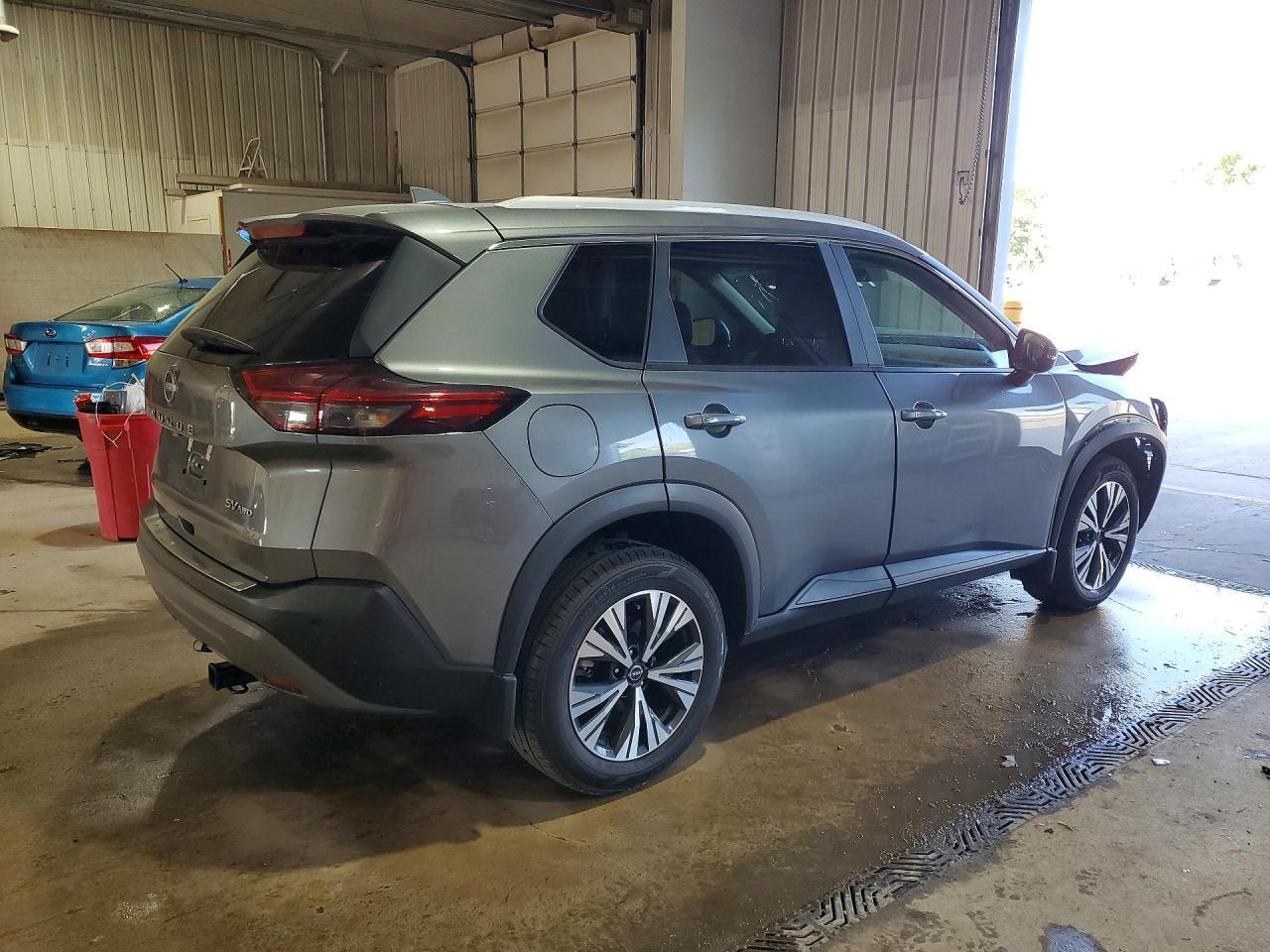 2023 Nissan Rogue Sv - Фото 3