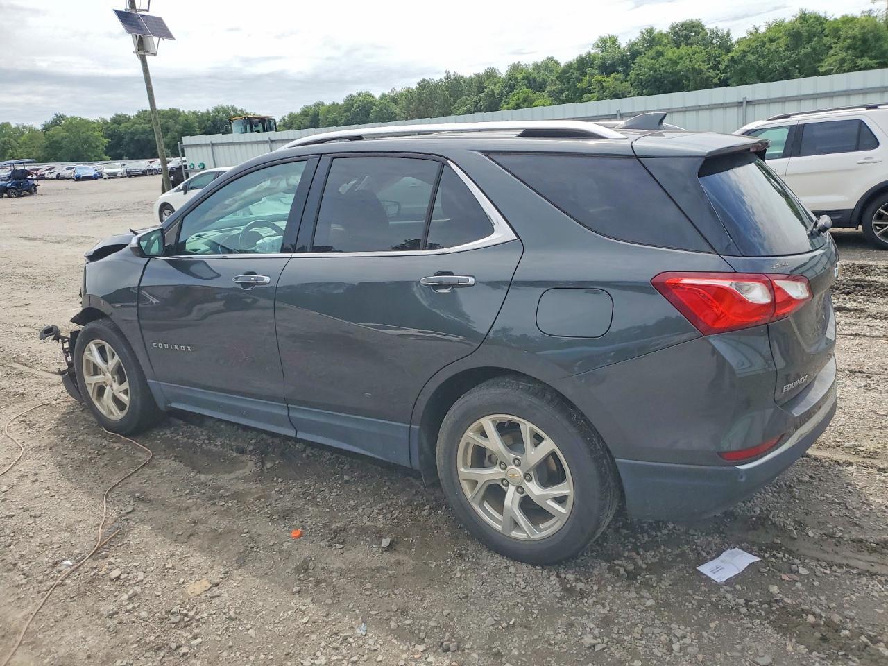 2020 Chevrolet Equinox Premier - Фото 2