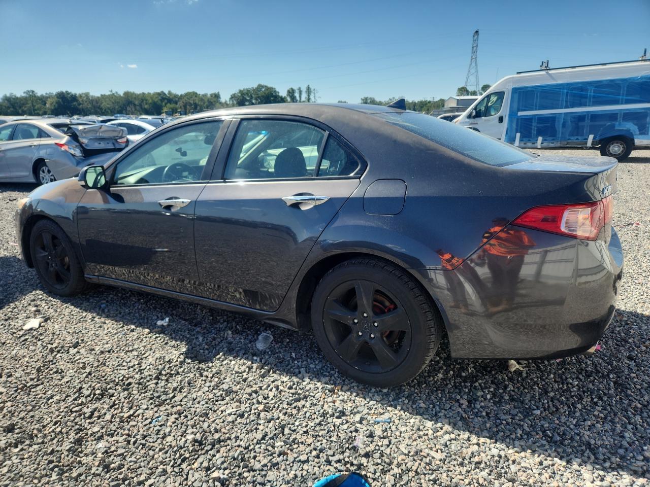 2011 Acura Tsx - Image 2