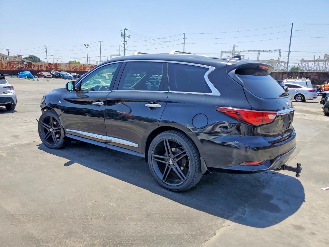 2017 Infiniti Qx60 Base - Фото 2