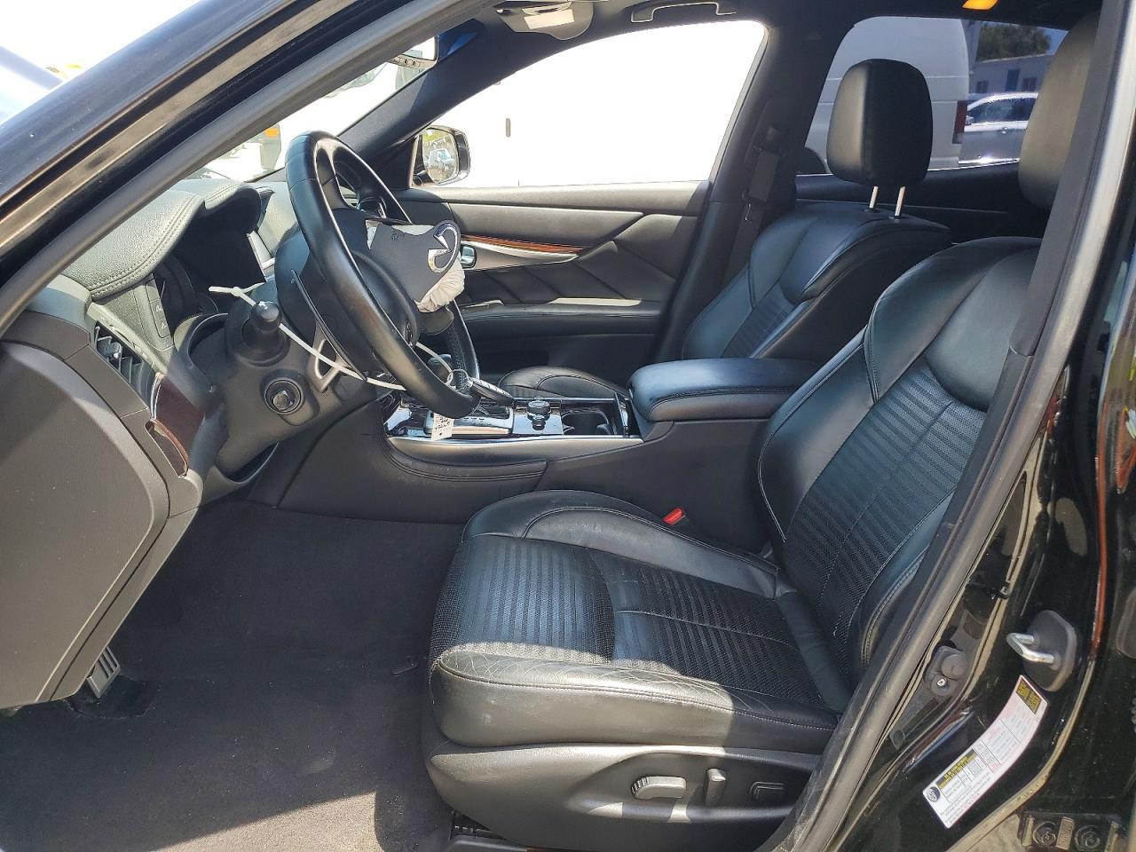 2015 Infiniti Q70 3.7 - Фото 7