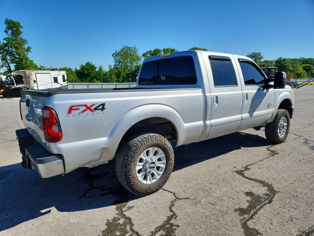 2013 Ford F250 Super Duty - Фото 3