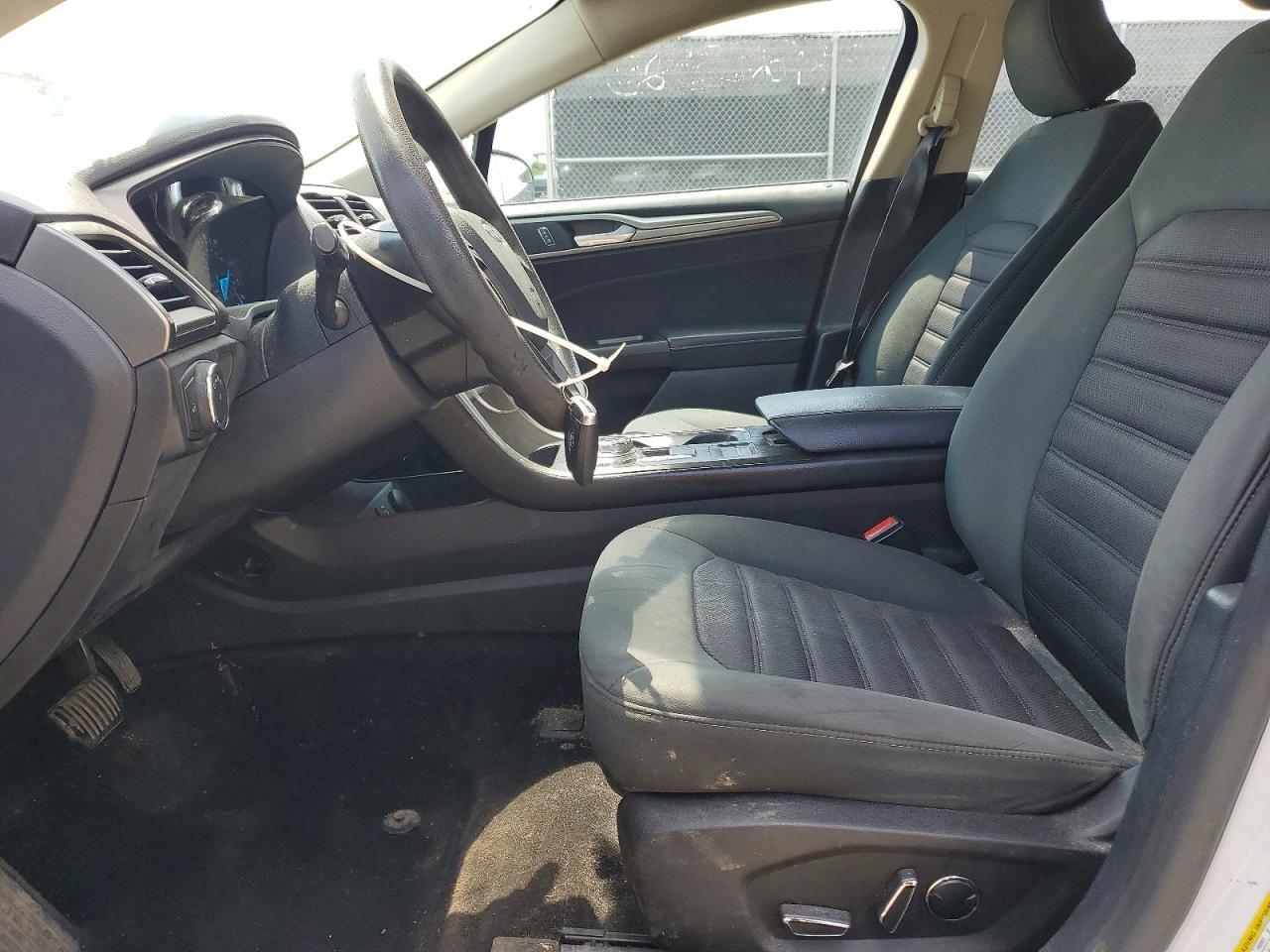 2017 Ford Fusion Se - Фото 7
