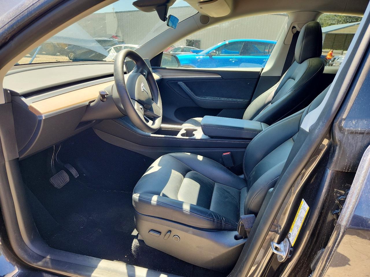 2024 Tesla Model Y - Фото 7