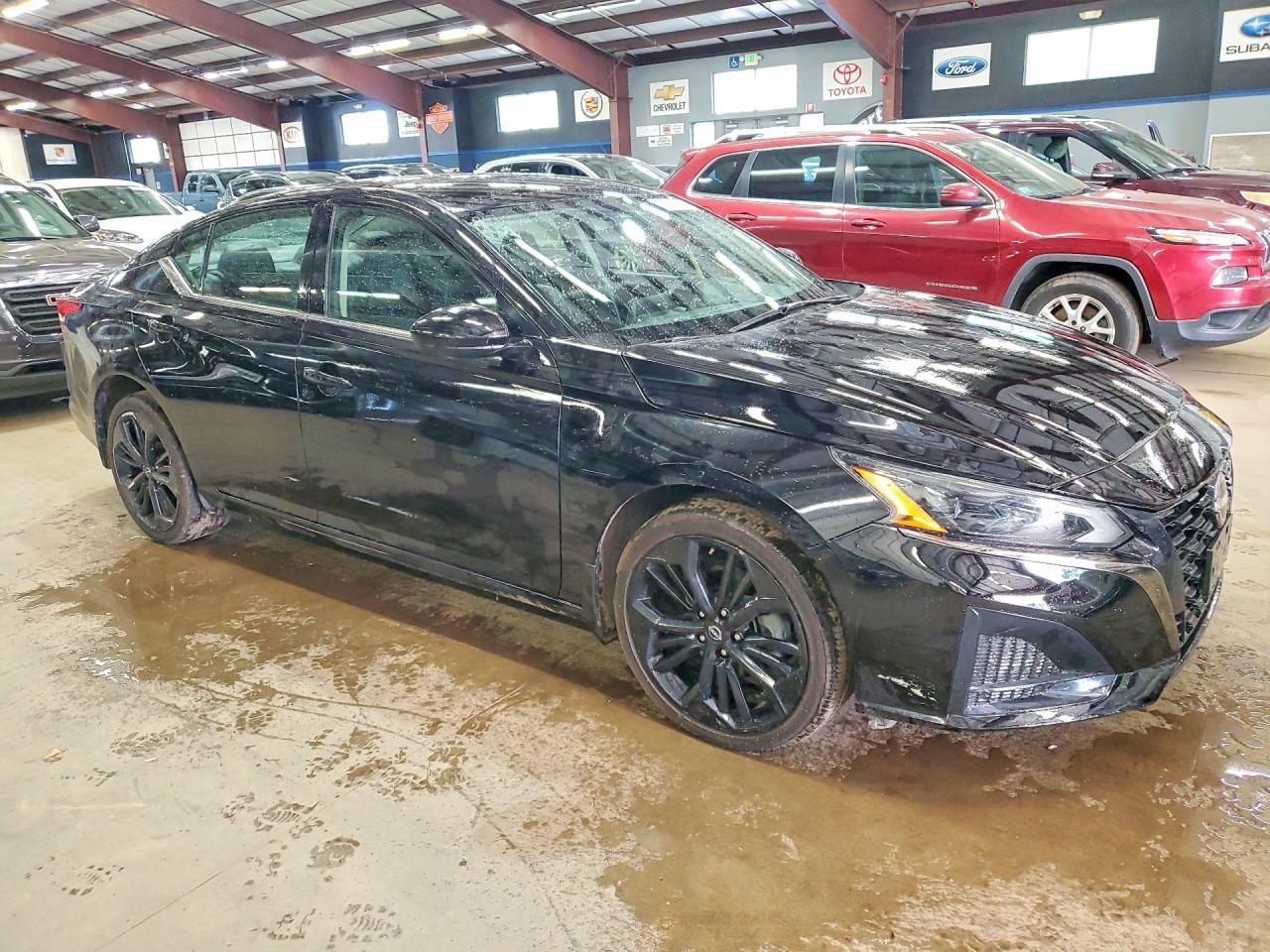 2024 Nissan Altima 2.5 Sr - Image 4