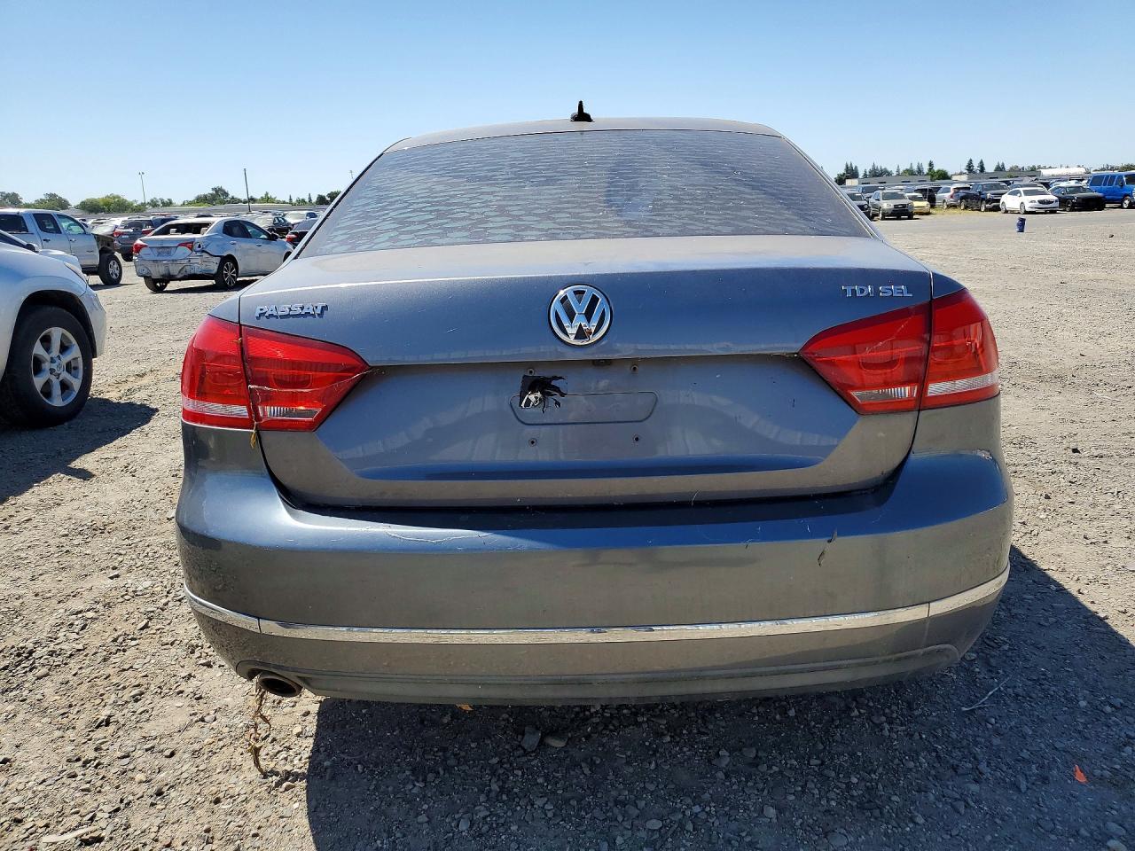 2014 Volkswagen Passat Sel - Фото 6