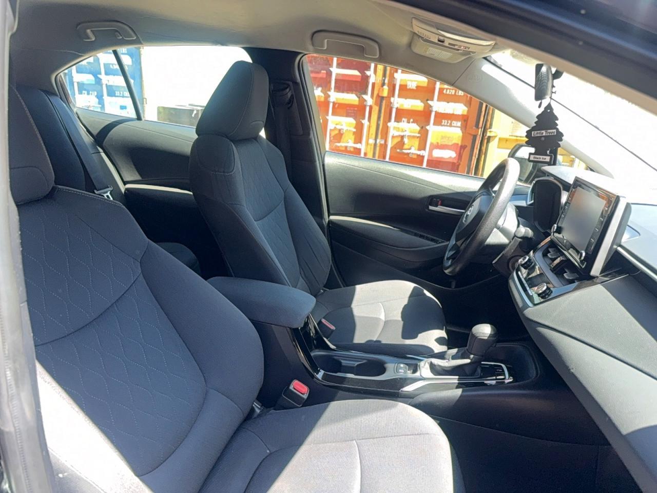 2021 Toyota Corolla Le - Image 5