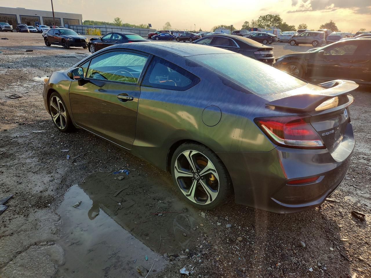 2014 Honda Civic Si - Фото 2