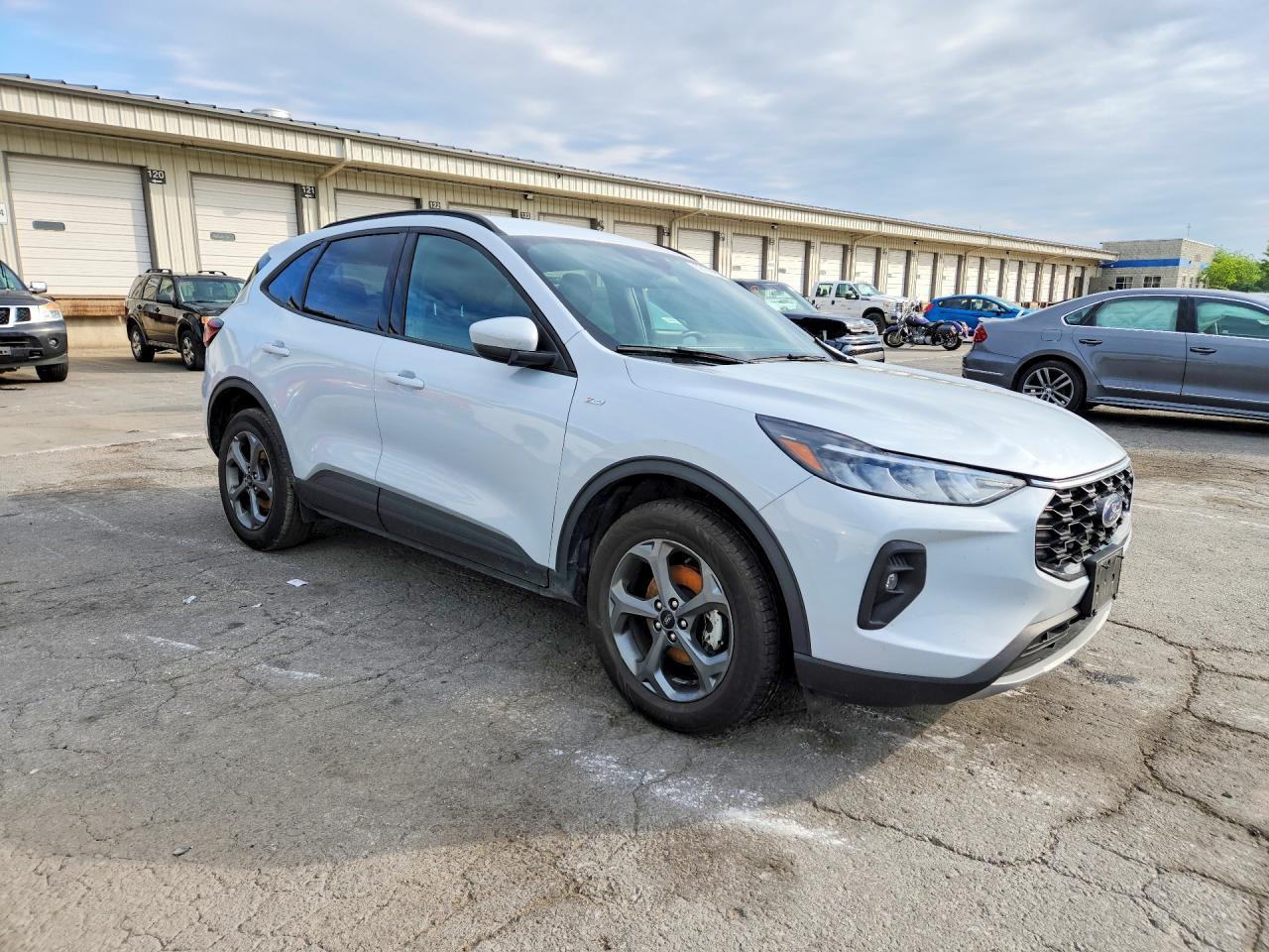 2025 Ford Escape St Line Select - Image 4